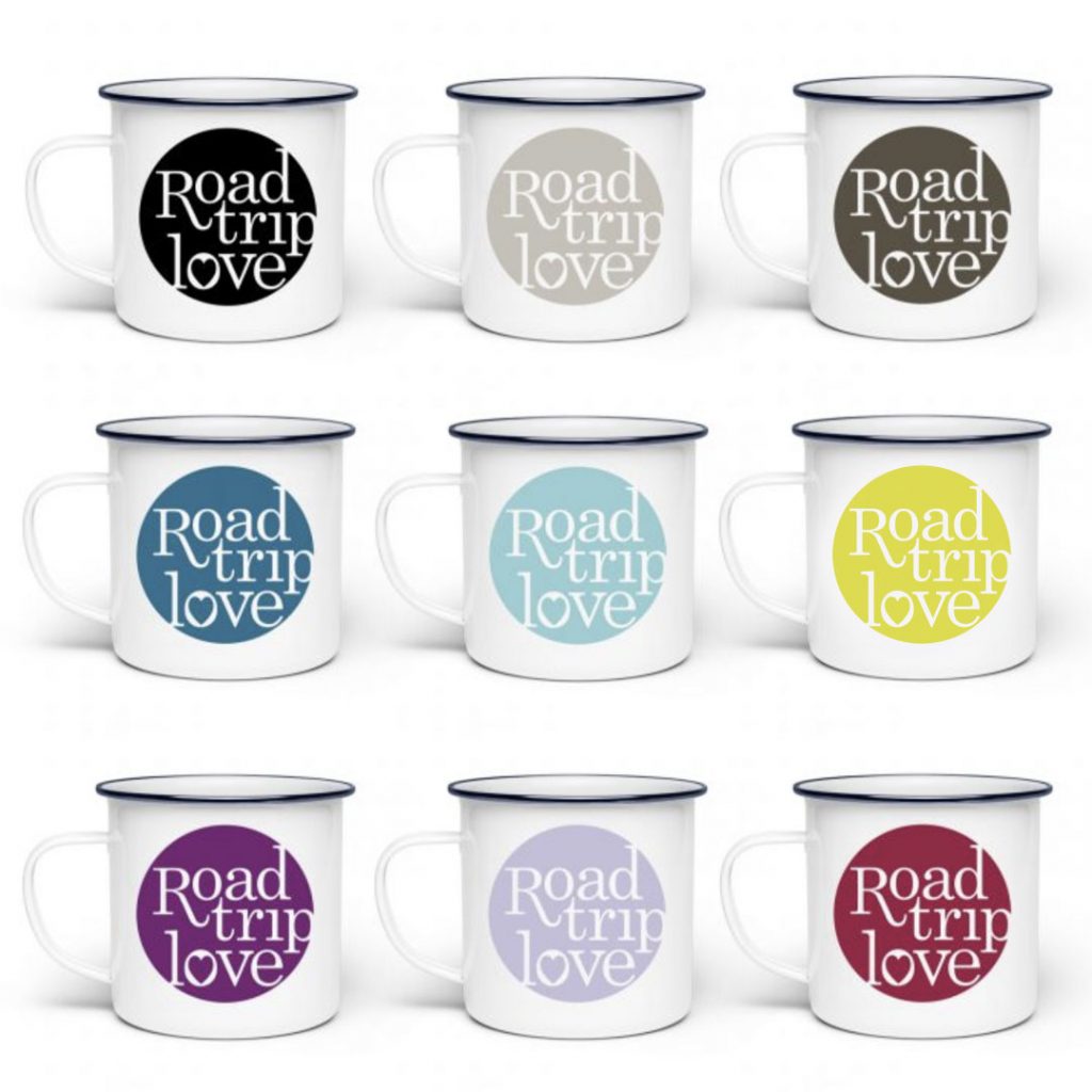 Emaille Tasse mit RoadtripLove Logo in allen Farben