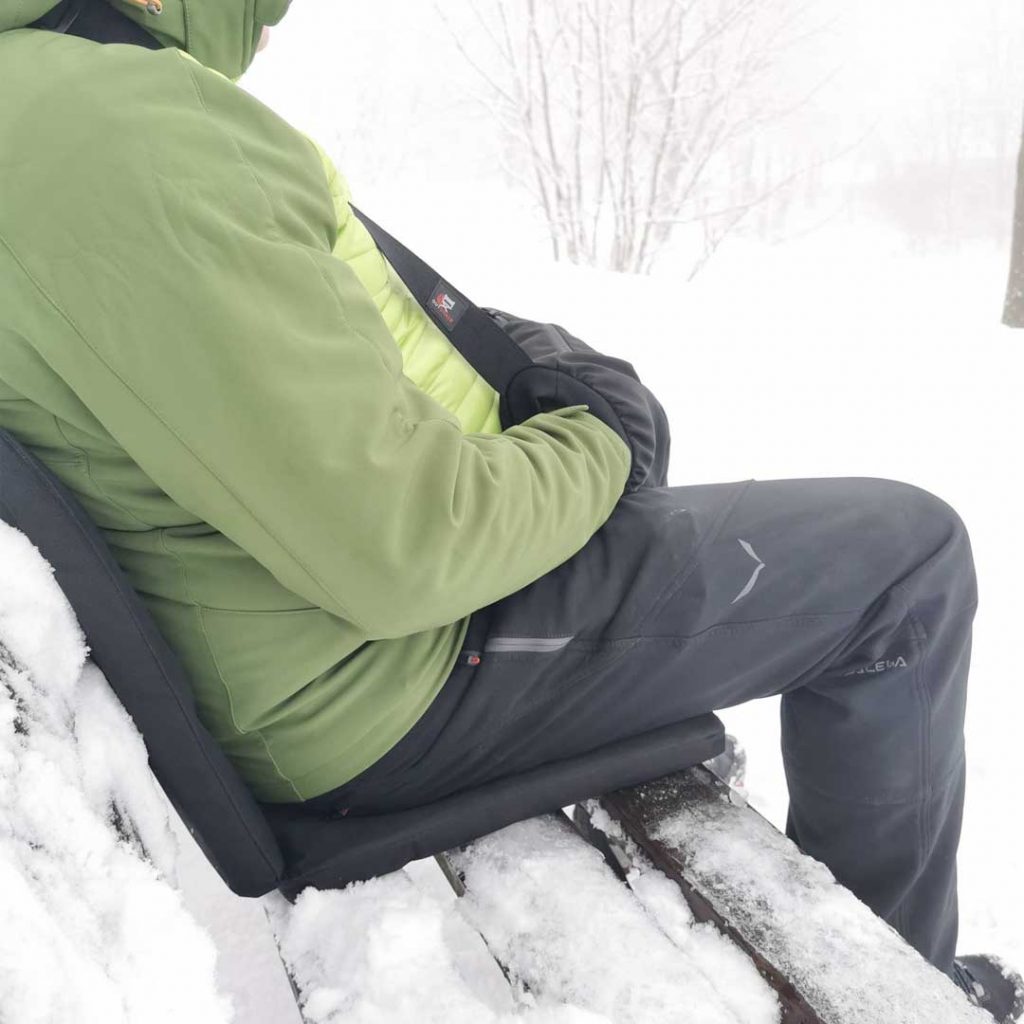 Beheizbares Polster für Sitzen im Schnee
